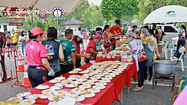 Catering po závodě - běžecký závod Khao Pubpa Half-Marathon (Trang - Thajsko)