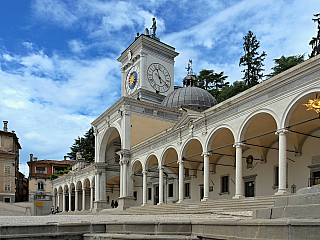 Visegrád (Maďarsko)Udine (Furlánsko-Julské Benátsko – Itálie)