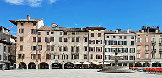 Visegrád (Maďarsko)Udine (Furlánsko-Julské Benátsko – Itálie)