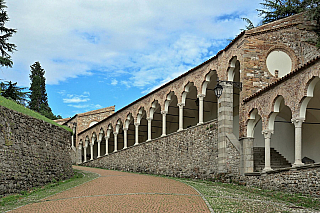 Visegrád (Maďarsko)Udine (Furlánsko-Julské Benátsko – Itálie)