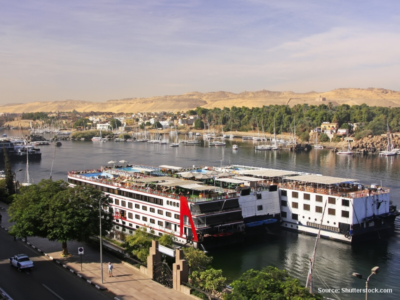 Výletní lodě na Nilu v Asuánu (Egypt)