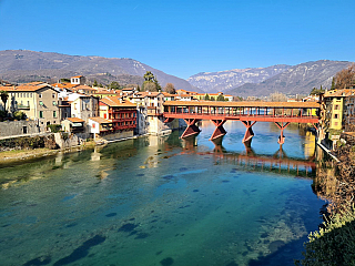 Ponte Vecchio v Bassano del Grappa (Veneto - Itálie)