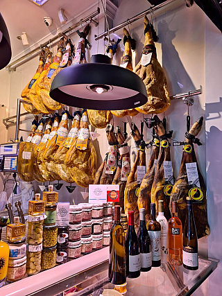 Mercado San Augustín v Granadě (Andalusie - Španělsko)