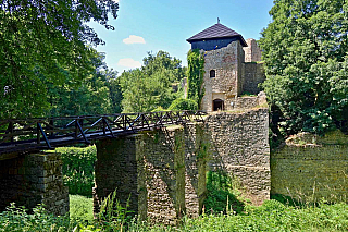 Zřícenina hradu Lukov (Česká republika)