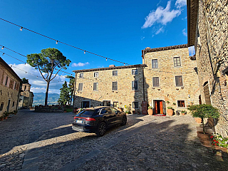 Borgo di Celle je italská vesnička proměněná v romantický hotel