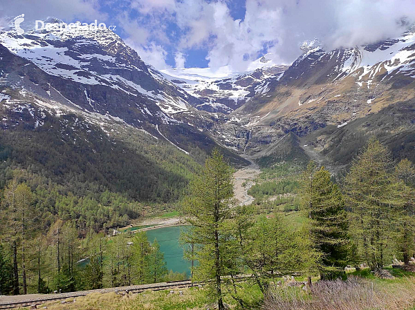 Berninská dráha - železnice z italského Tirano do švýcarského St. Moritz