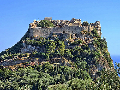Angelokastro: Hrad na Korfu, který nesmíte přehlédnout (Řecko)