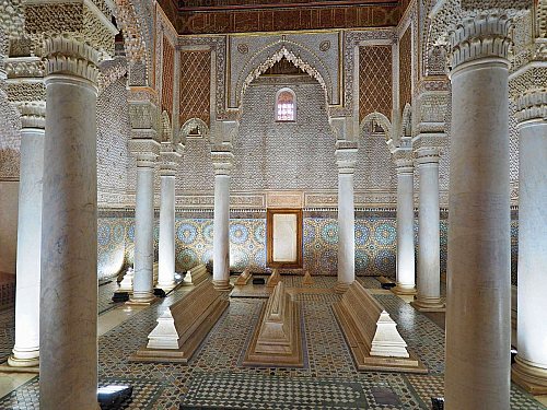 Saadianské hrobky: Pohled do srdce historického Marrákeše (Maroko)