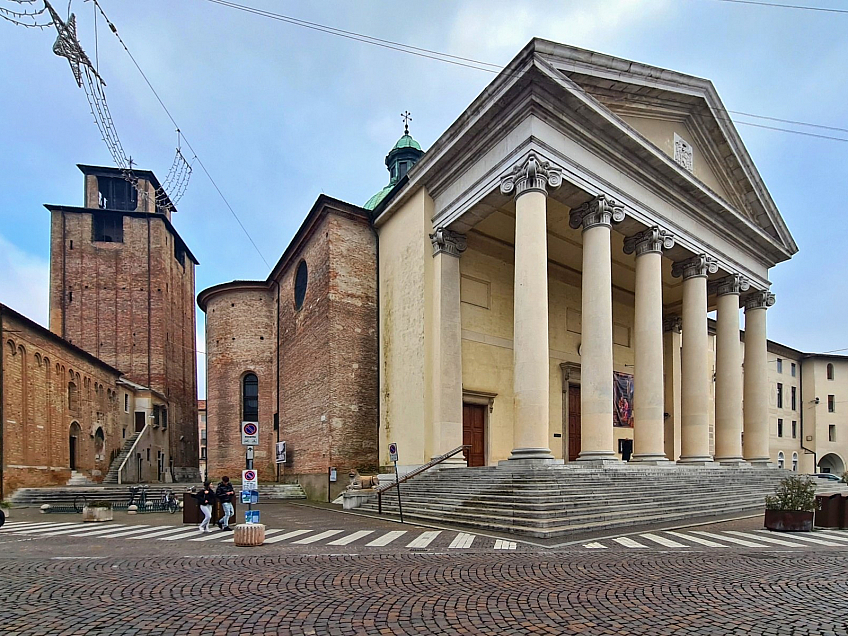 Cattedrale di San Pietro Apostolo v Trevisu (Benátsko - Itálie)