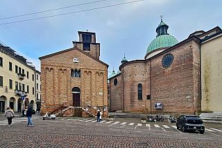 Cattedrale di San Pietro Apostolo v Trevisu (Benátsko - Itálie)