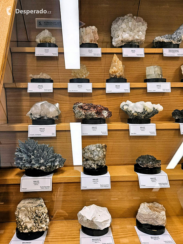 Geologický pavilon prof. F. Pošepného v Ostravě-Porubě (Česká republika)