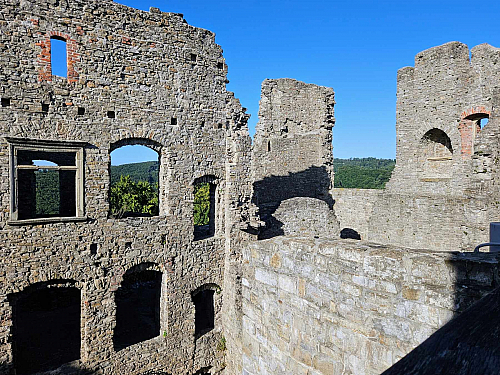 Co se šeptá na Hukvaldech: Pověsti ze slavného hradu