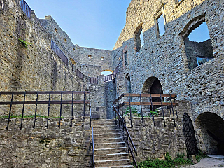 Hrad Hukvaldy (Česká republika)