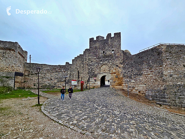 Vstupní brána do pevnosti (Berat, Albánie)