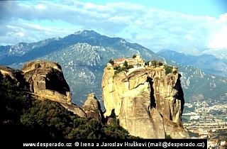 Klášter Agia Triada v oblasti Meteora (Řecko)