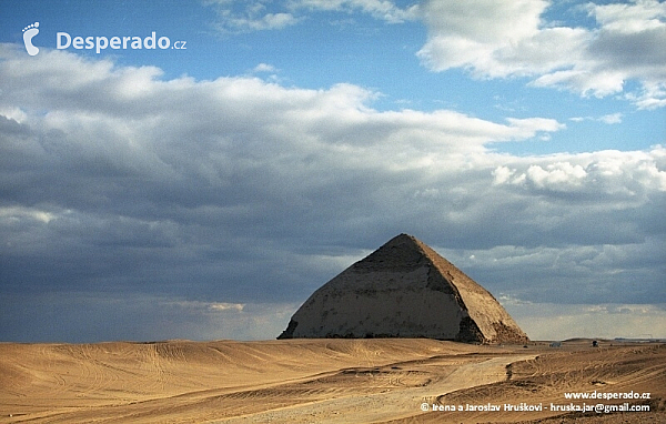 Pyramida v Dahšúru (Egypt)