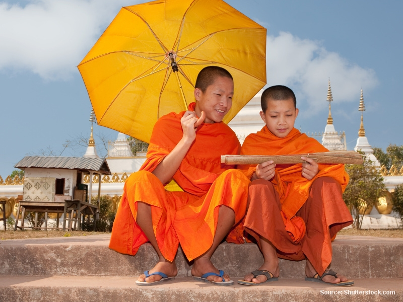 Mniši (Laos)