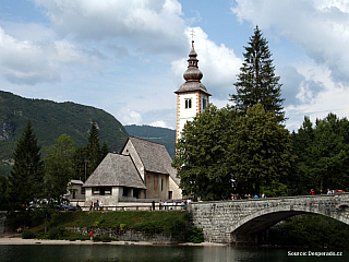 Bohinjské jezero - malebný slovinský „fjord“