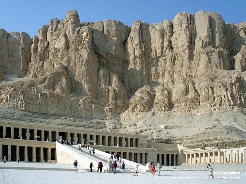 Chrám Hatšepsut v Deir el-Bahrí (Egypt)