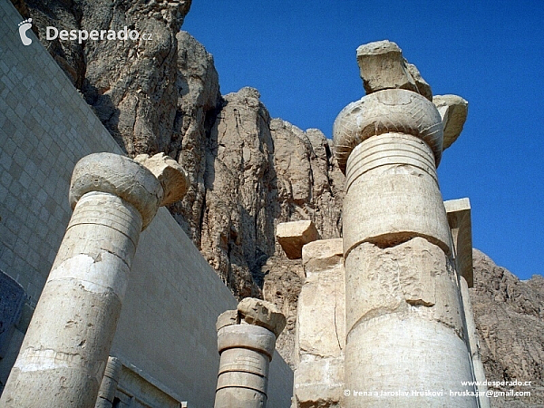 Chrám Hatšepsut v Deir el-Bahrí (Egypt)