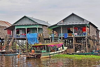 Vesnice rybářů na jezeře Tonlé Sap (Kambodža)