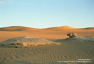 Velké písečné moře na Sahaře (Egypt)