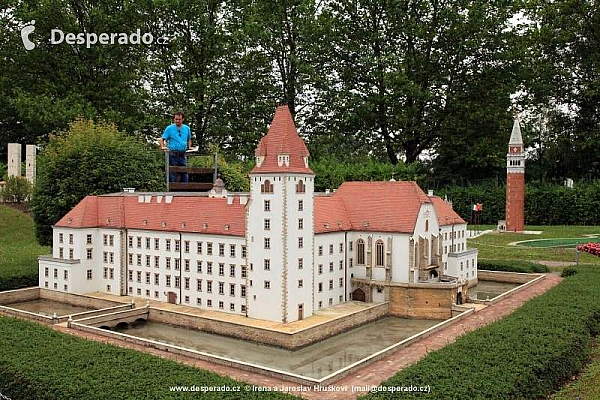 Zmenšený svět v parku Minimundus v Klagenfurtu (Rakousko)