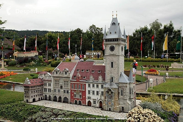 Zmenšený svět v parku Minimundus v Klagenfurtu (Rakousko)