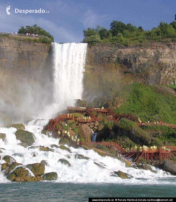 Niagarské vodopády (Kanada)